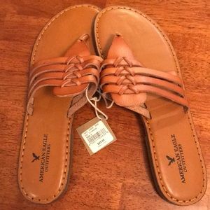 NWT American Eagle sandals(9)